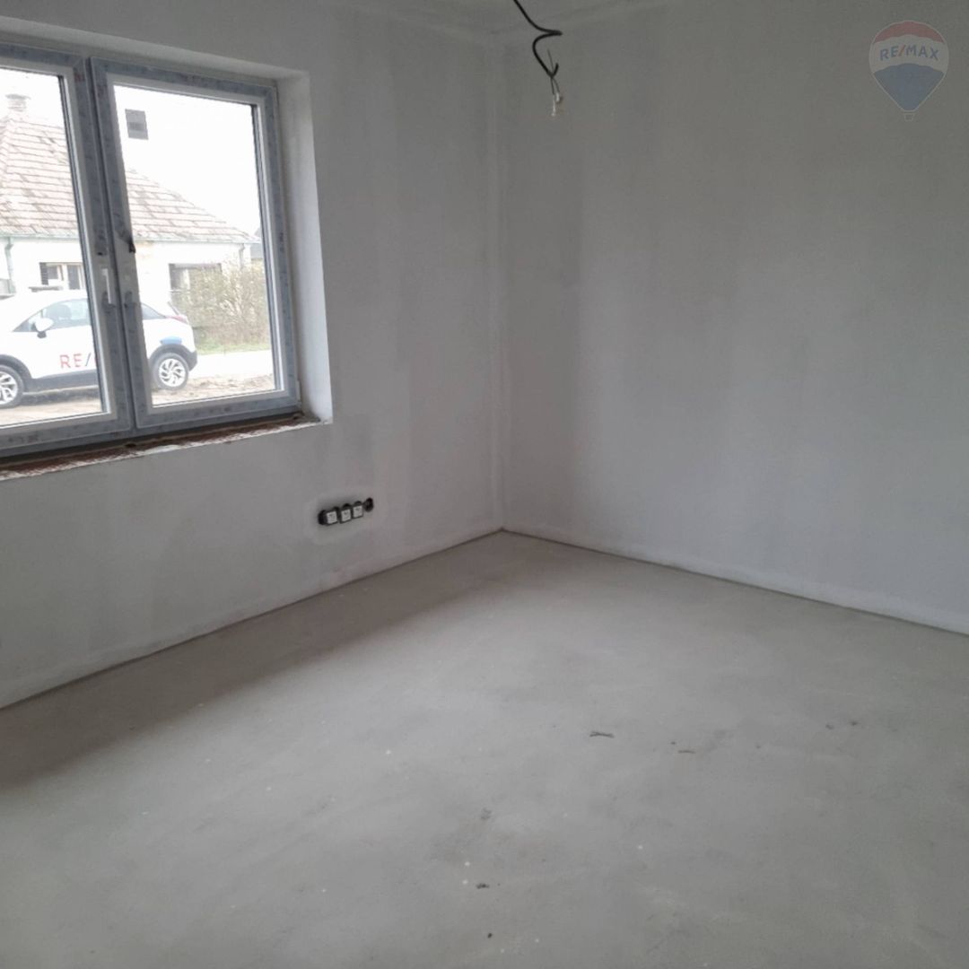 Predaj 4 izbový novo postavený rodinný dom v obci Veľká Mača - 6