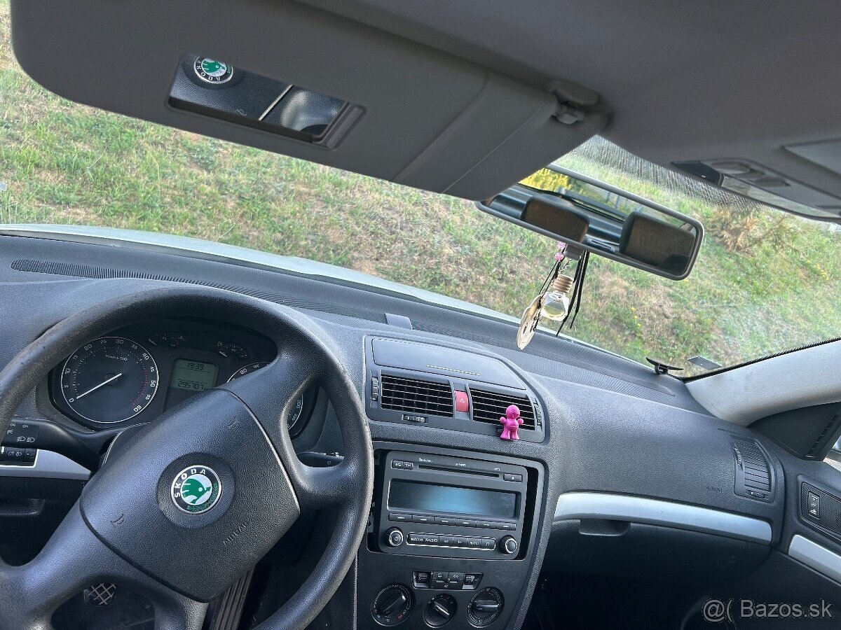 Predám škoda Octavia 2 - 6