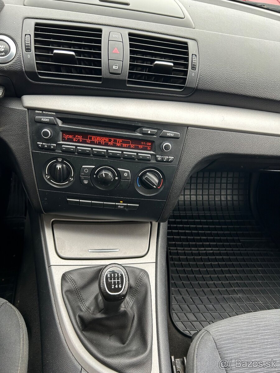 BMW 116D - 6