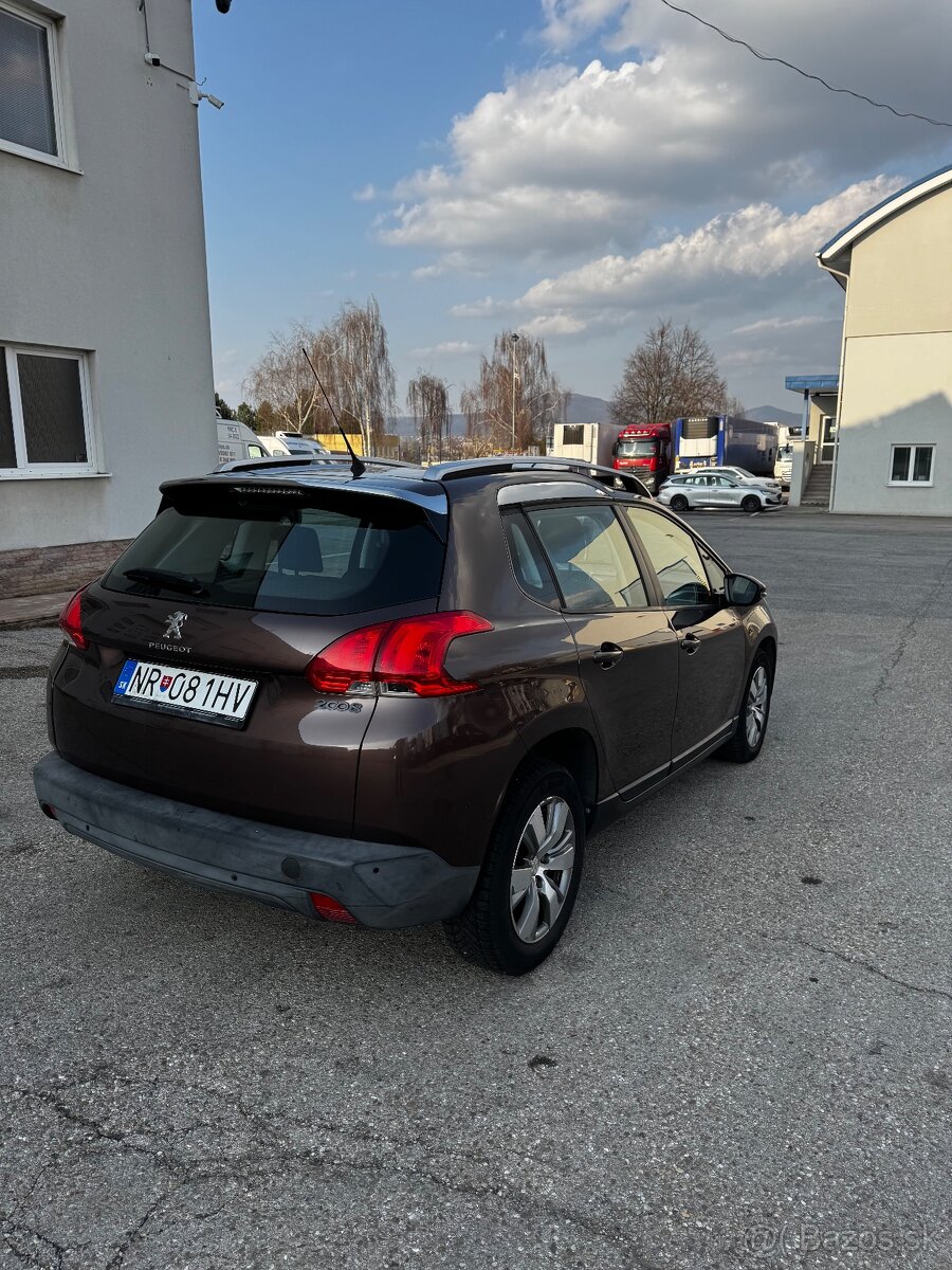 Peugeot 2008 1.6 benzín - 6