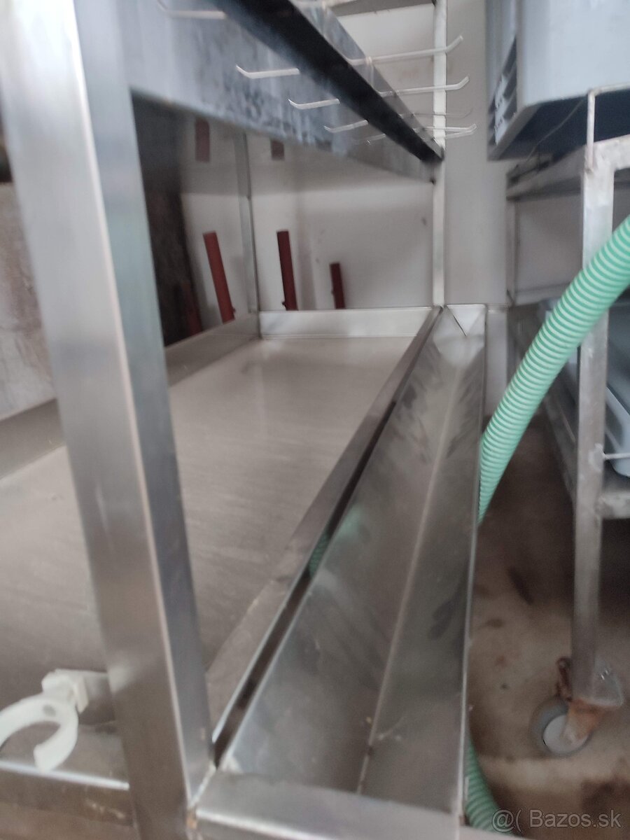 Nerezový regál na syr - 6