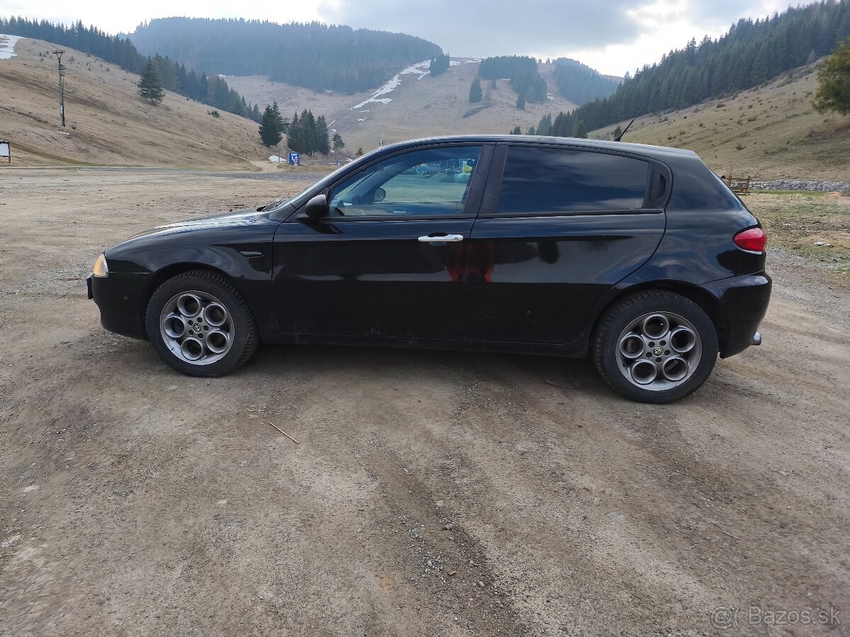 Alfa Romeo 147 - 6
