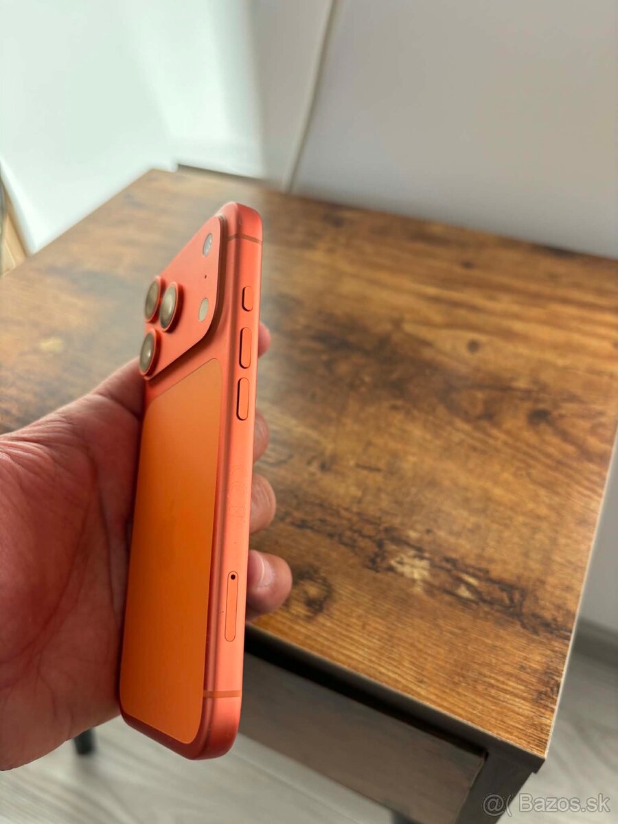 Predám,Vymením Apple iPhone 17 PRO 256GB - 6