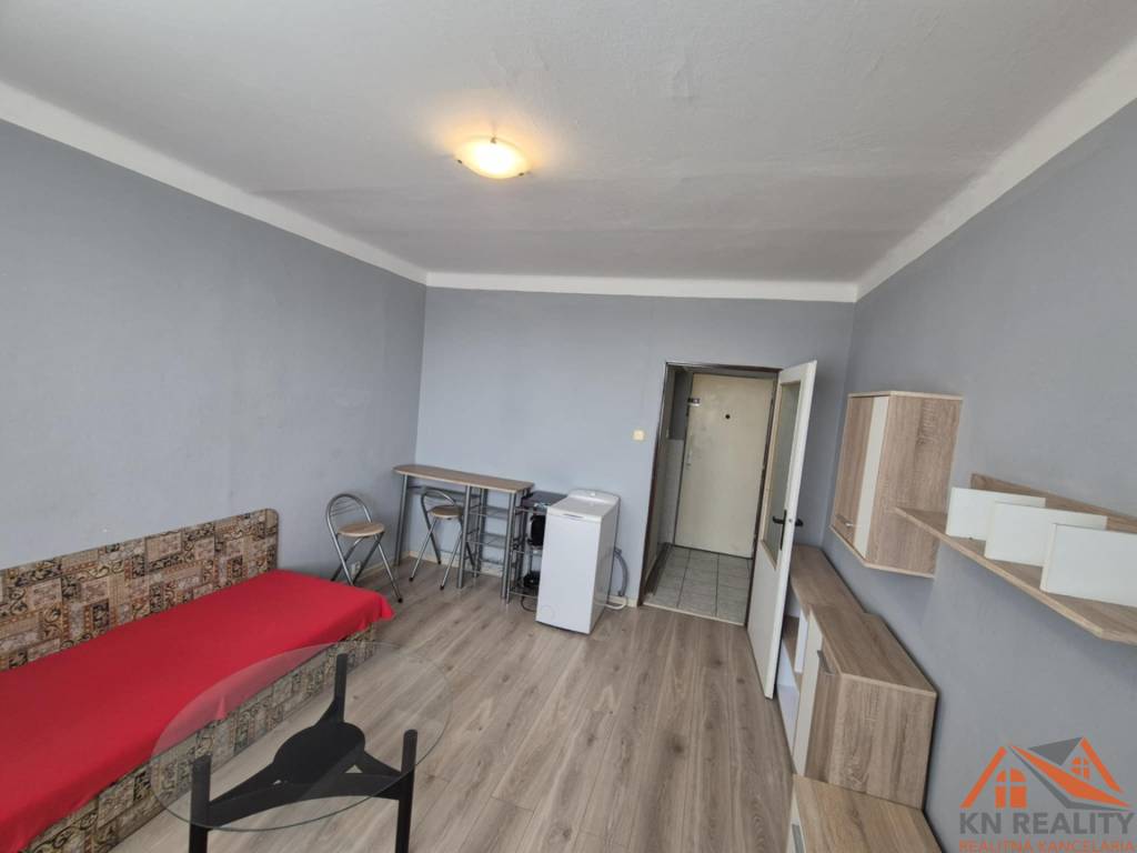Na predaj zariadená garsónka po rekonštrukcii Komárno - 6