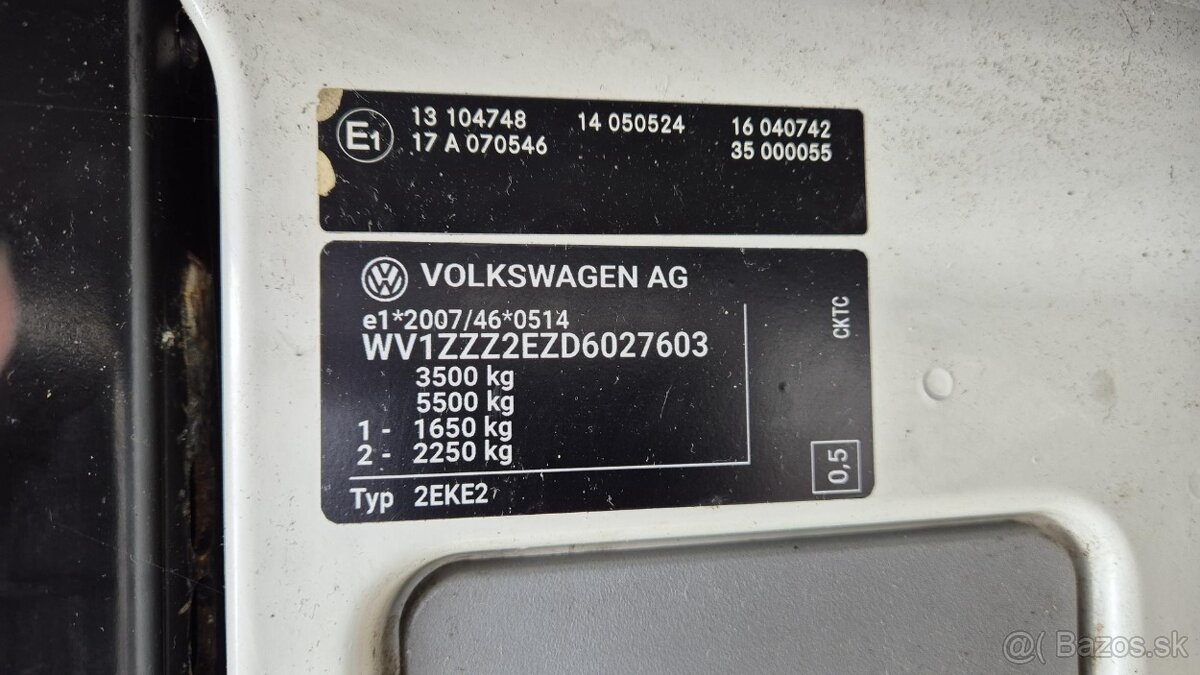 Prodám VOLKSWAGEN CRAFTER 2,0 TDi 100 kW skříňový - 6