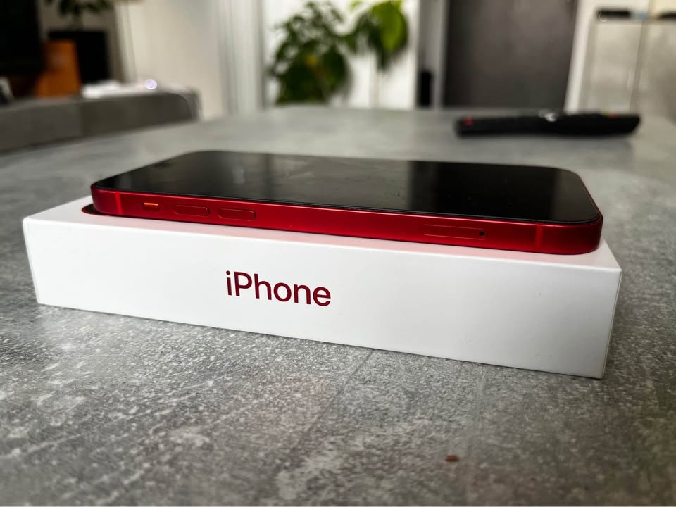 📱 iPhone 12 – 64 GB – PRODUCT RED - 6