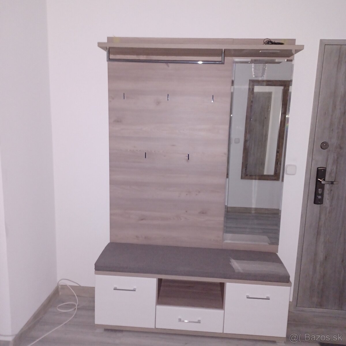 Predsieňová zostava výška celkom 199/131 - 6