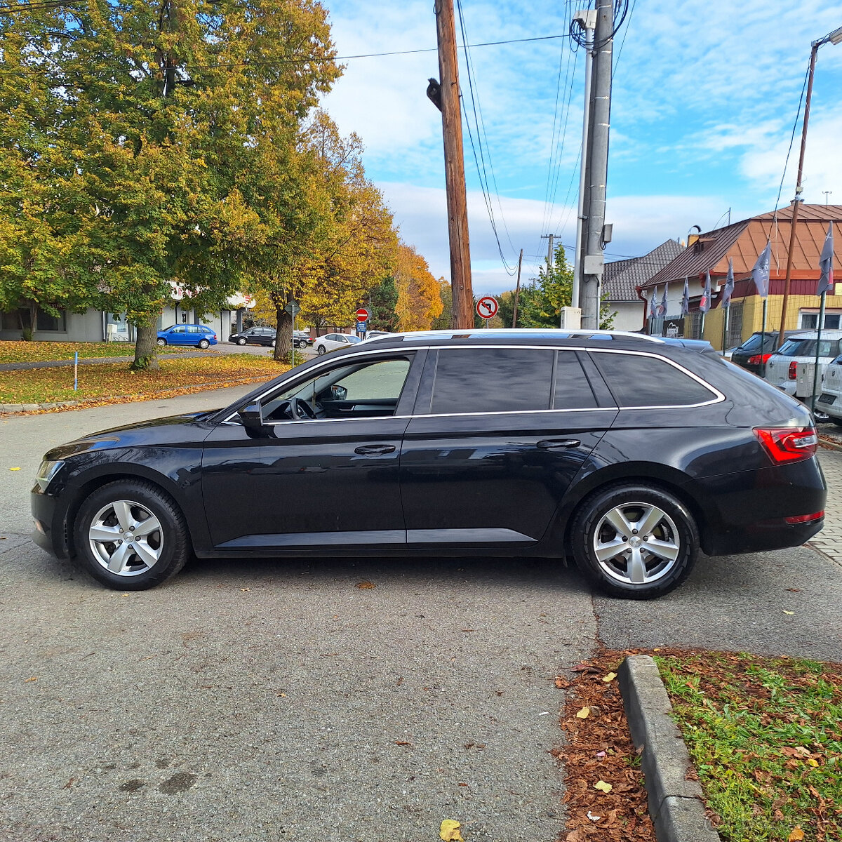 Škoda Superb Combi 2.0 TDI Sportline DSG - AJ NA SPLÁTKY - 6