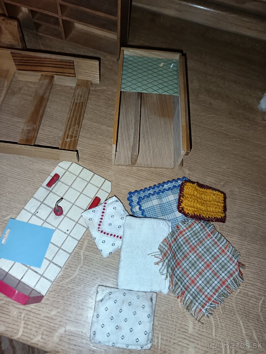 Starý nábytok pre bábiky. - 6