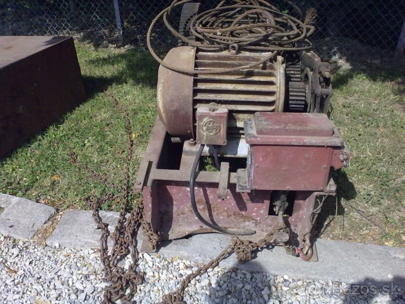 predám tašky stavebny vytah - 6