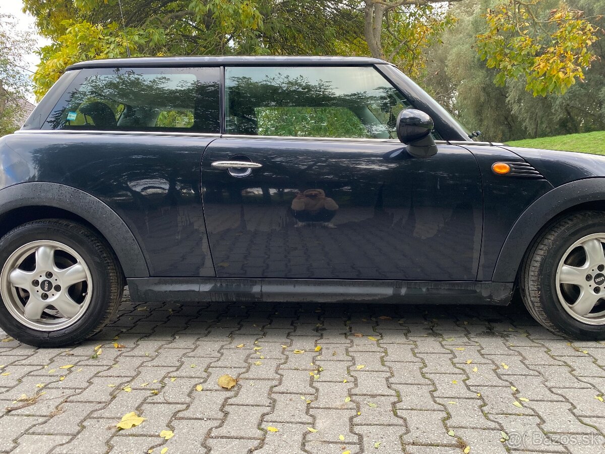 Krásny mini-cooper - 6