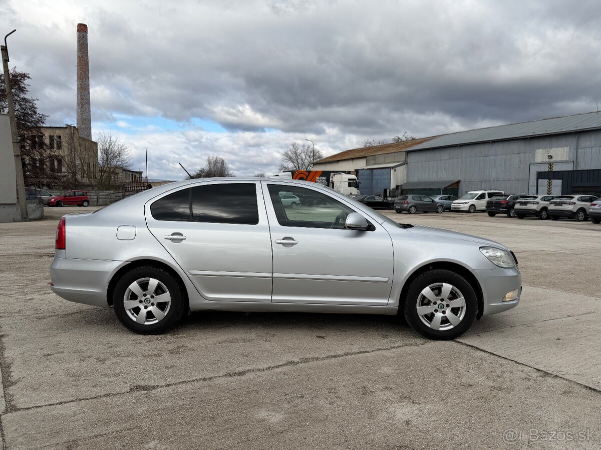 Škoda Octavia 2012 - 6