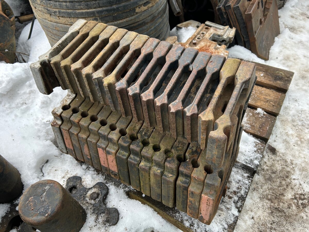 Predám predné závažia na Zetor crystal - 6