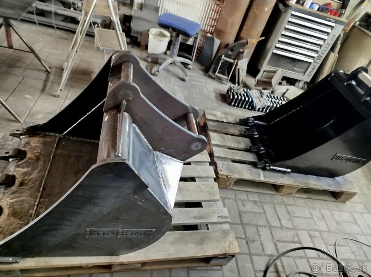 Lyžica na traktorbager - 6
