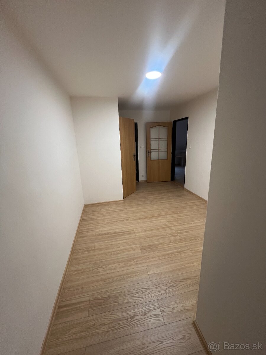 Priestranný dvojizbový byt 70,1 m2 - 6