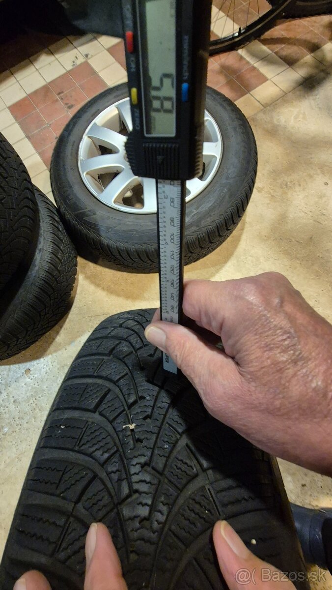 Predam VW elektrony 15" 5x112 so zimnými gumami goodyear - 6