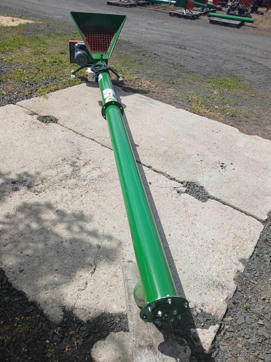 Šnekový dopravník s násypkou 4 m - 6