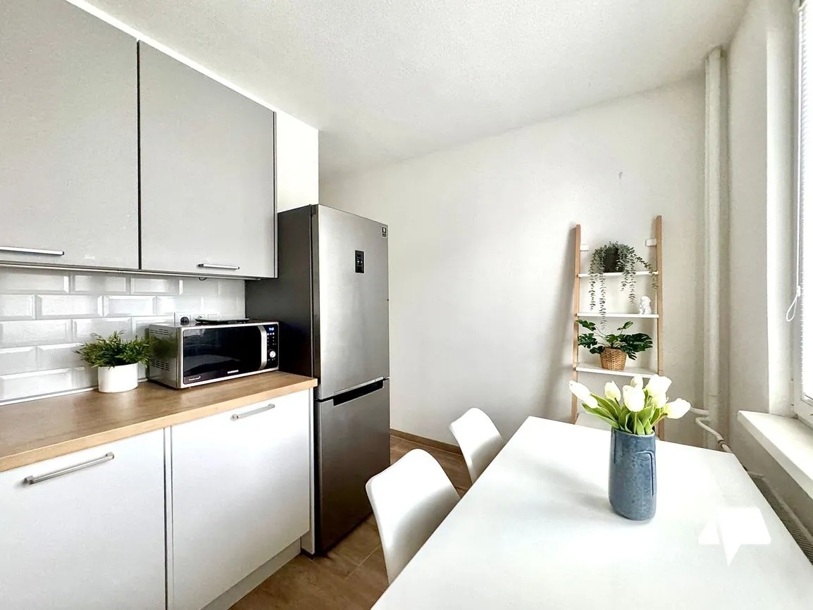 Prenájom 3 izb. byt, balkón, centrum, rekonštrukcia - 6