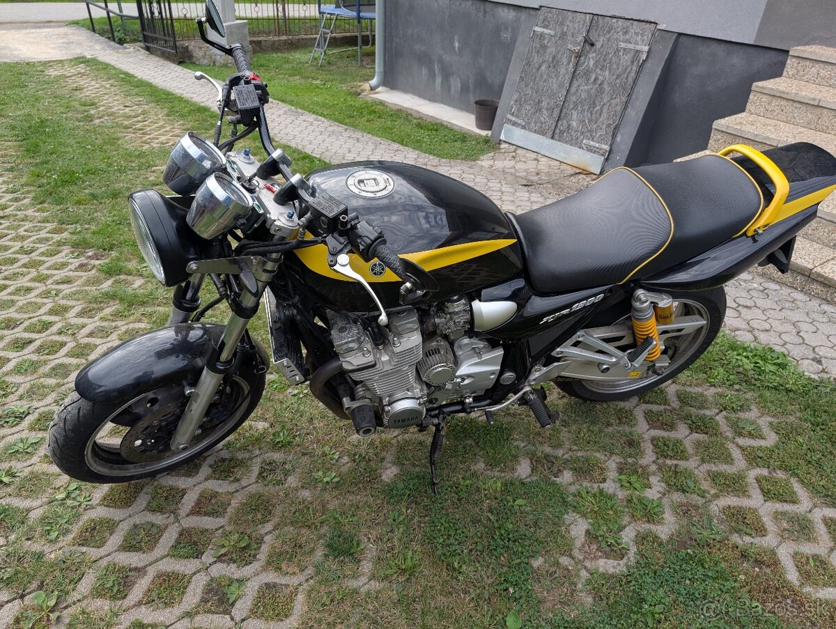 Yamaha XJR 1300 – r. 2001 - 6