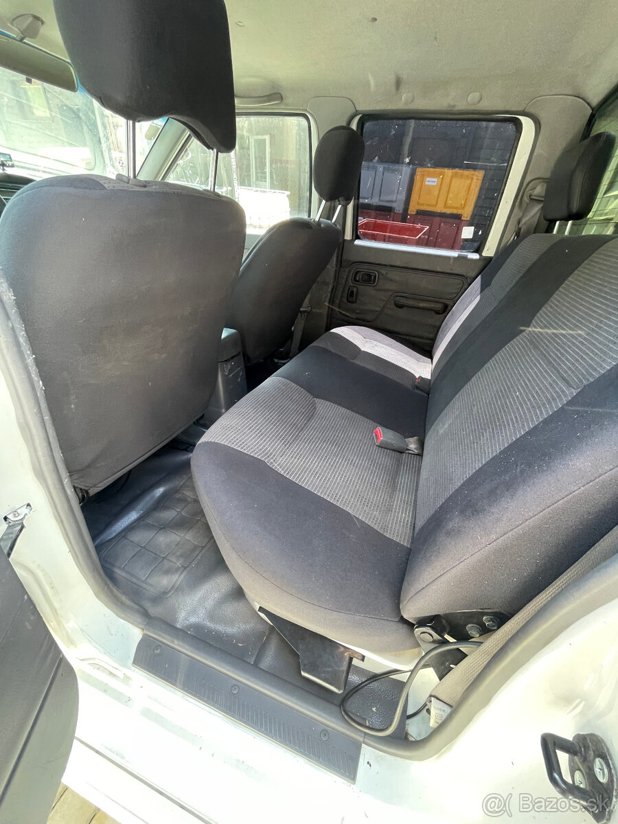 NISSAN NAVARA NP 300 Pickap - 6