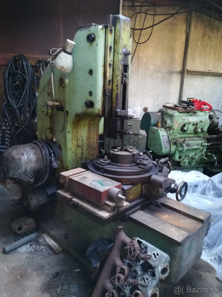 obrážačka zvislá TOS, typ HOV 25 - 6