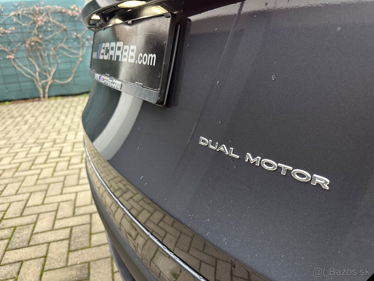 Tesla Model Y Long Range 4x4 - 6