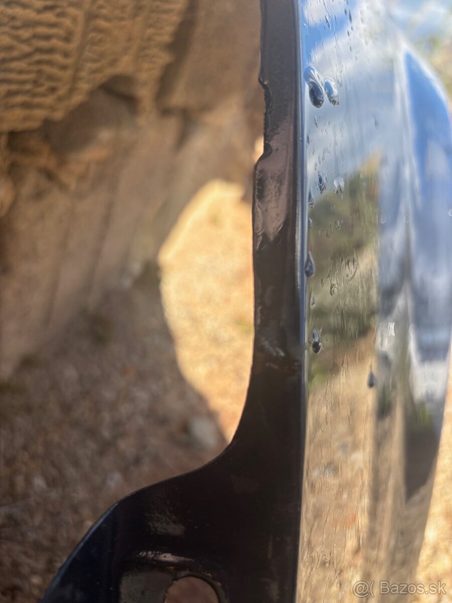 Audi A4 B6 ľavý predný blatník - 6