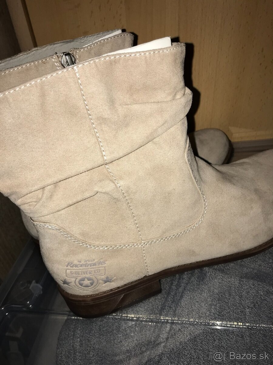 ČLENKOVÉ ČIŽMY s.OLIVER veľ.38 - 6