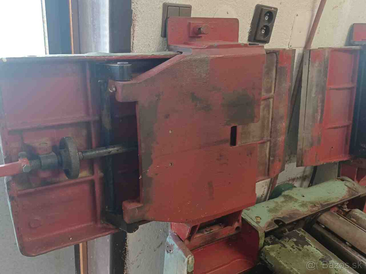 Zrovnávačka - hrúbkovačka JAROMA 410 - 6