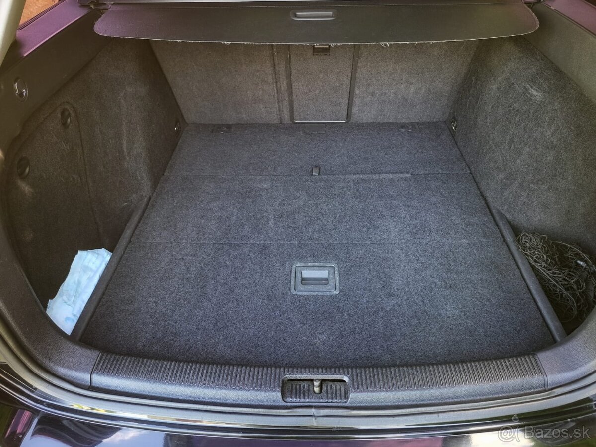 Volkswagen Golf 6 Variant 1.6 TDI Highline - 6