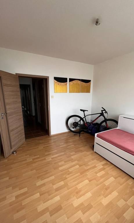 3-izbový byt v Podunajských Biskupiciach hneď vedľa OC Hron - 6