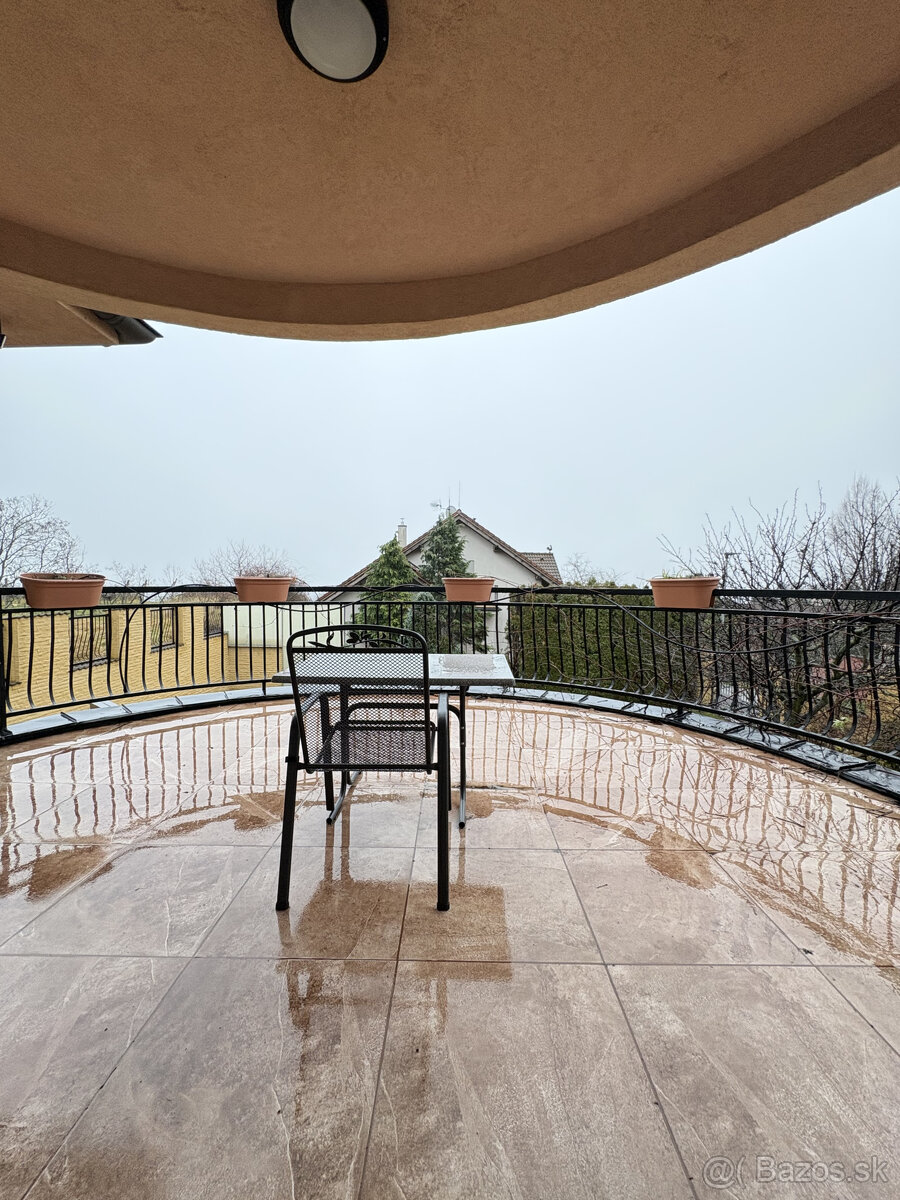 Nadštandardný 7-izbový rodinný dom s bazénom a saunou, Rača - 6