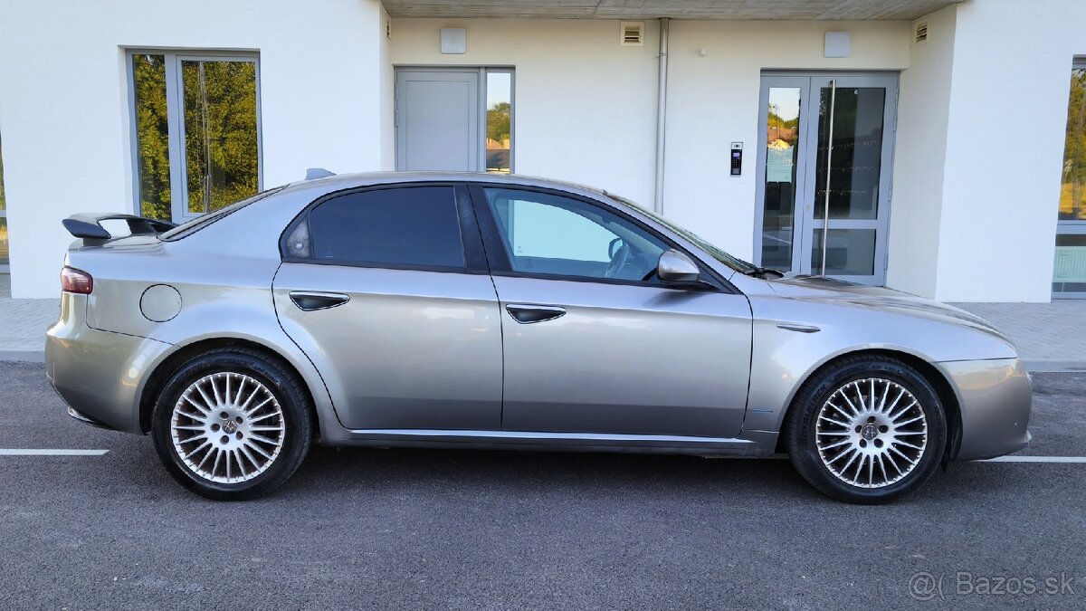 Alfa Romeo 159 1.9 JTDm , Automat - 6