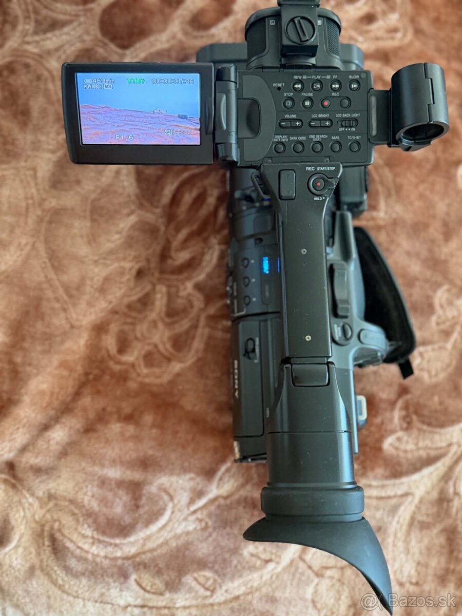 Predám Sony HVR-Z1J - 6