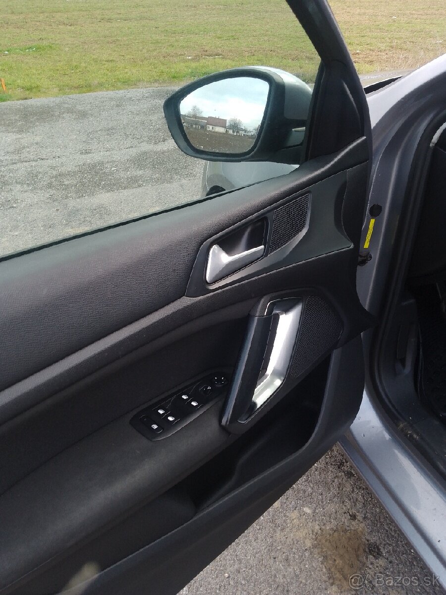 Peugeot 308 SW II 1,2 THP 96 KW - 6