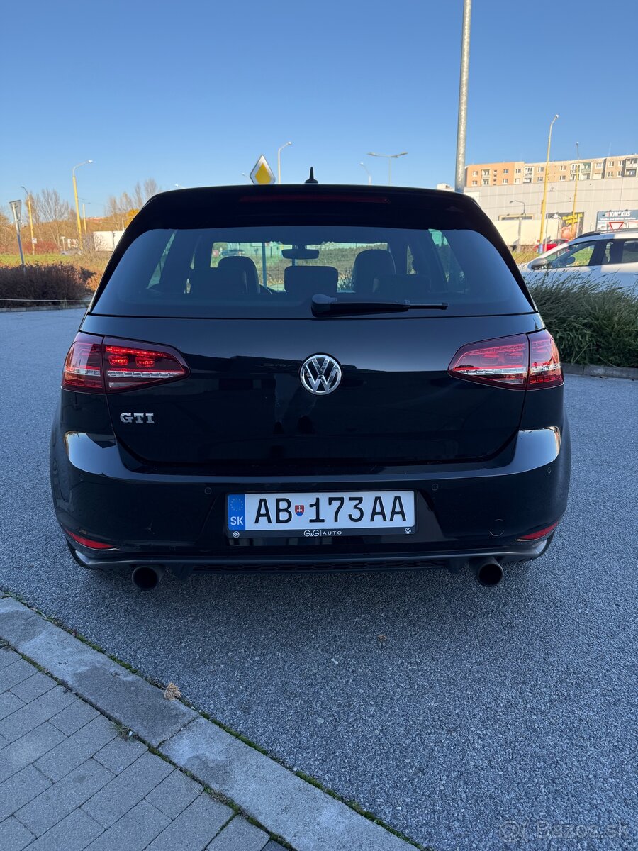 Volkswagen Golf 7 GTI 2.0 TSI 162kW 2016 - 6