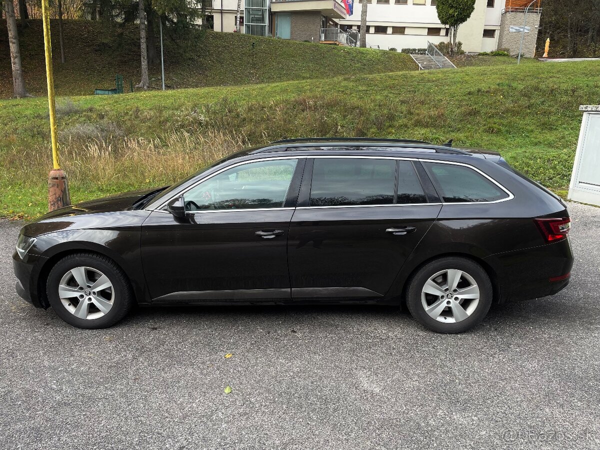 PREDÁM SUPERB 3 2.0 tdi 110kw - 6