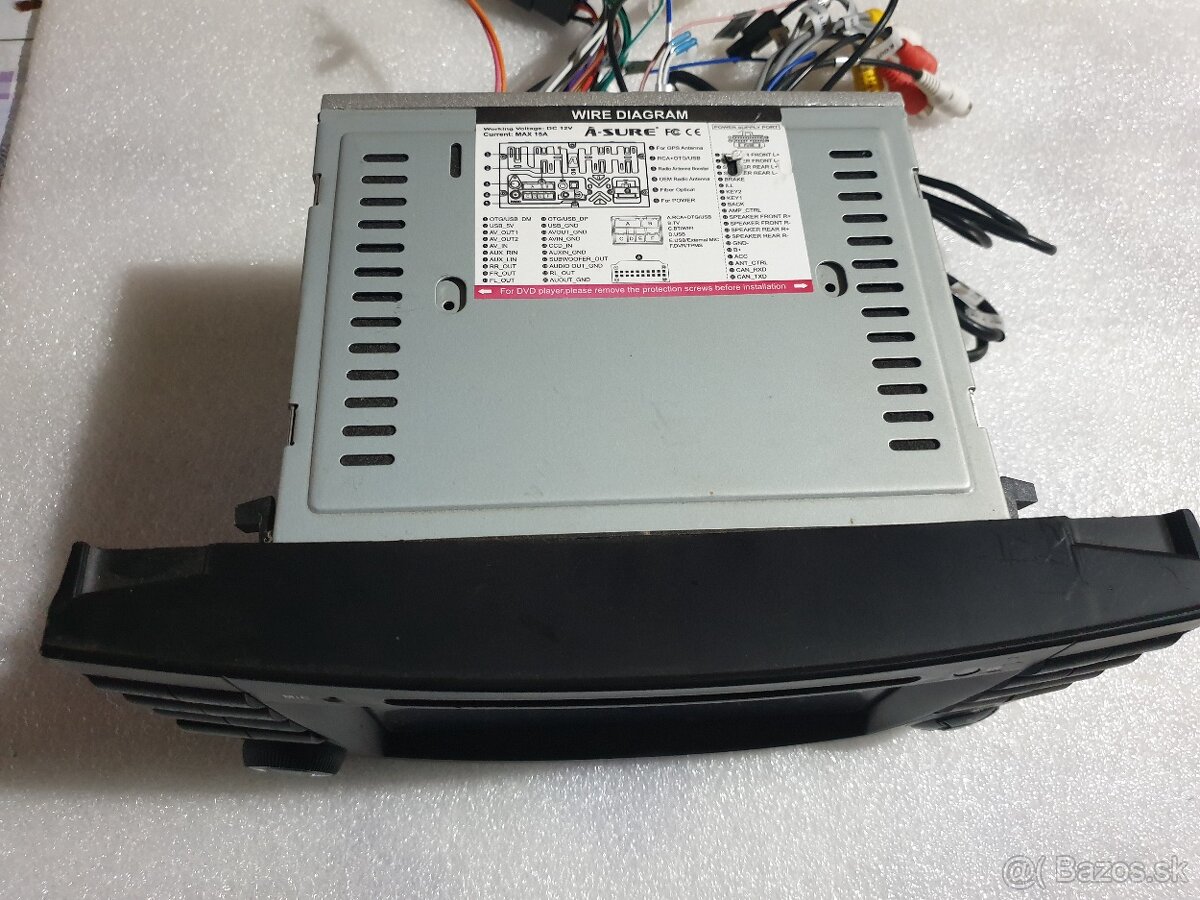 Predam autoradia na Mercedes C ,E,S - 6