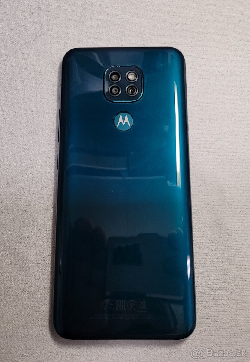 Motorola Moto g9 Play - 6