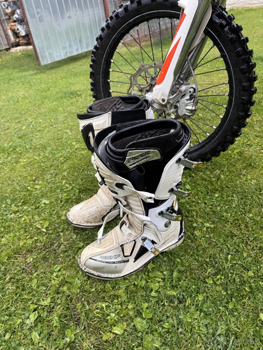 Forma Dominator Comp topanky na motorku - 6