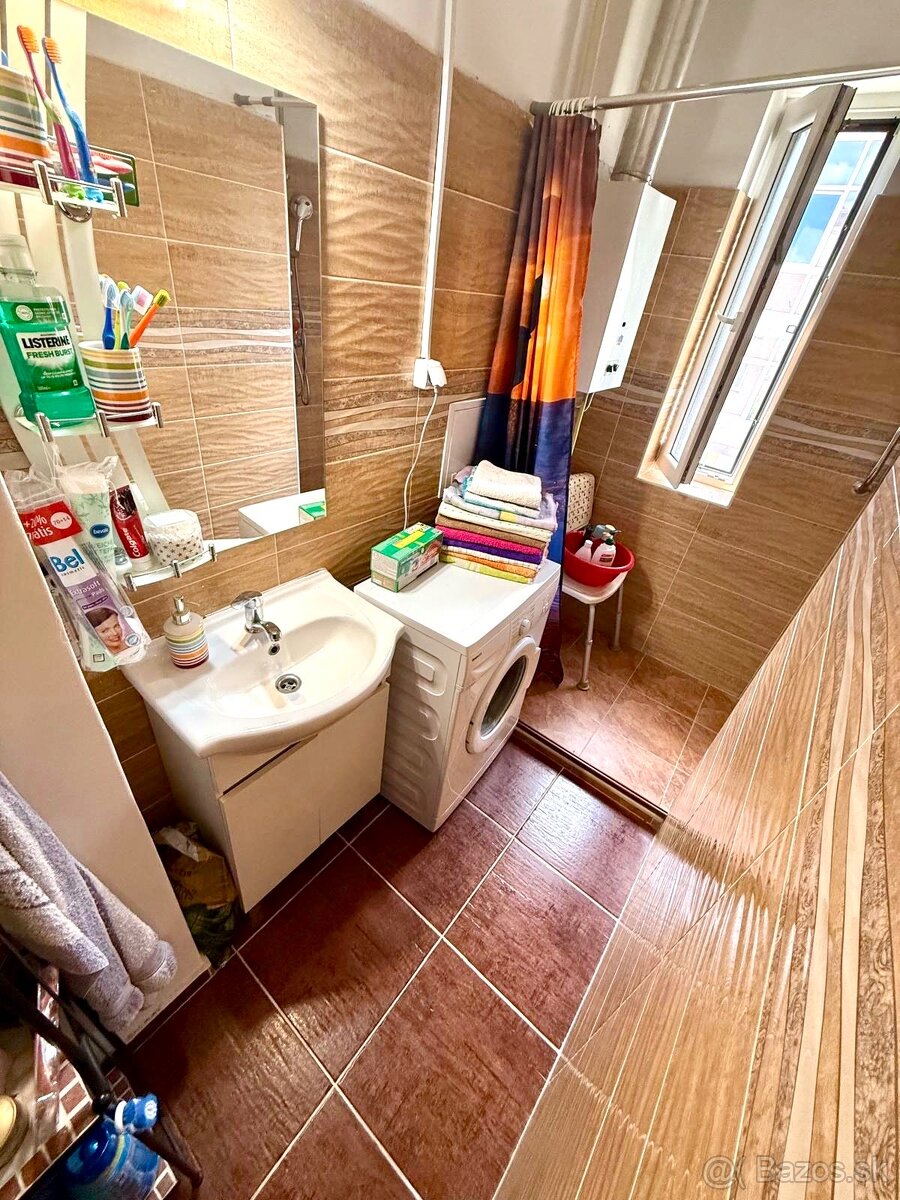 ÚTULNÝ 2-IZBOVÝ BYT VHODNÝ NA INVESTÍCIU/PRENÁJOM V PB - 6