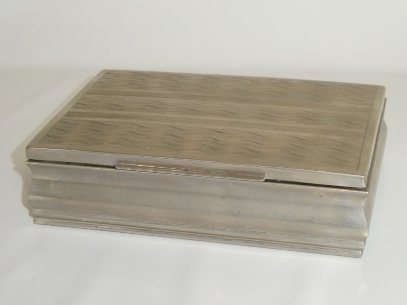 Art deco kazeta - striebrená Alpacca dekor jemná linka - 6