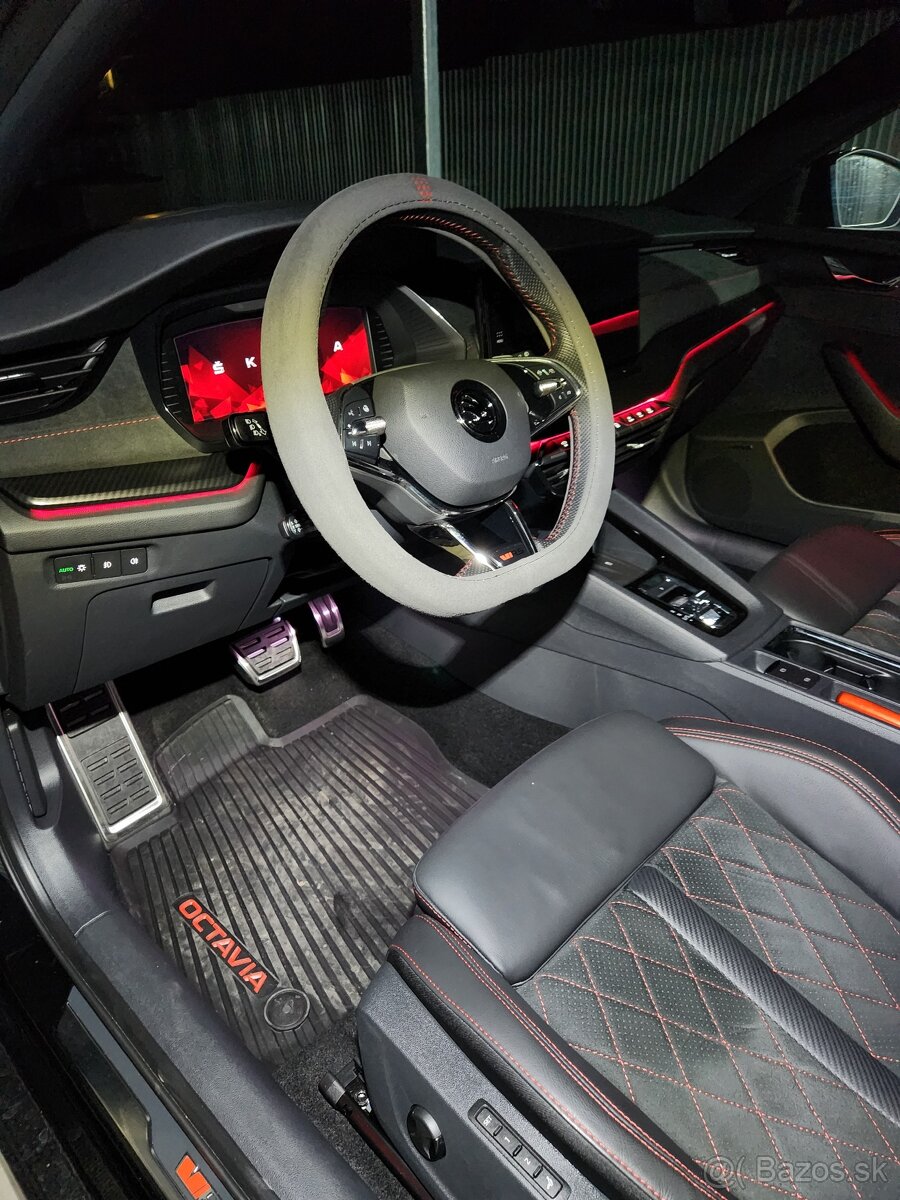 Predam potah na volant octavia 3, 4 RS - 6