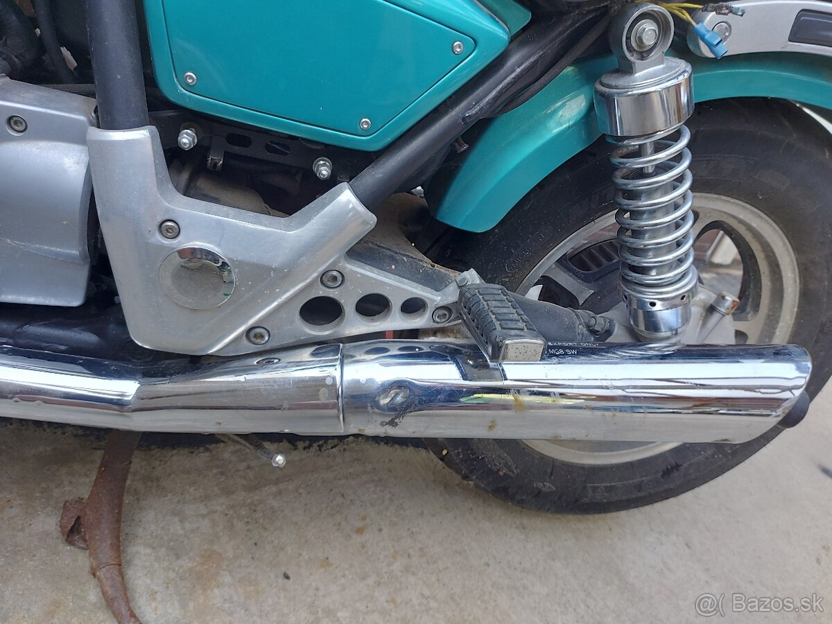 Predám Honda VT 1100 Shadow - 6