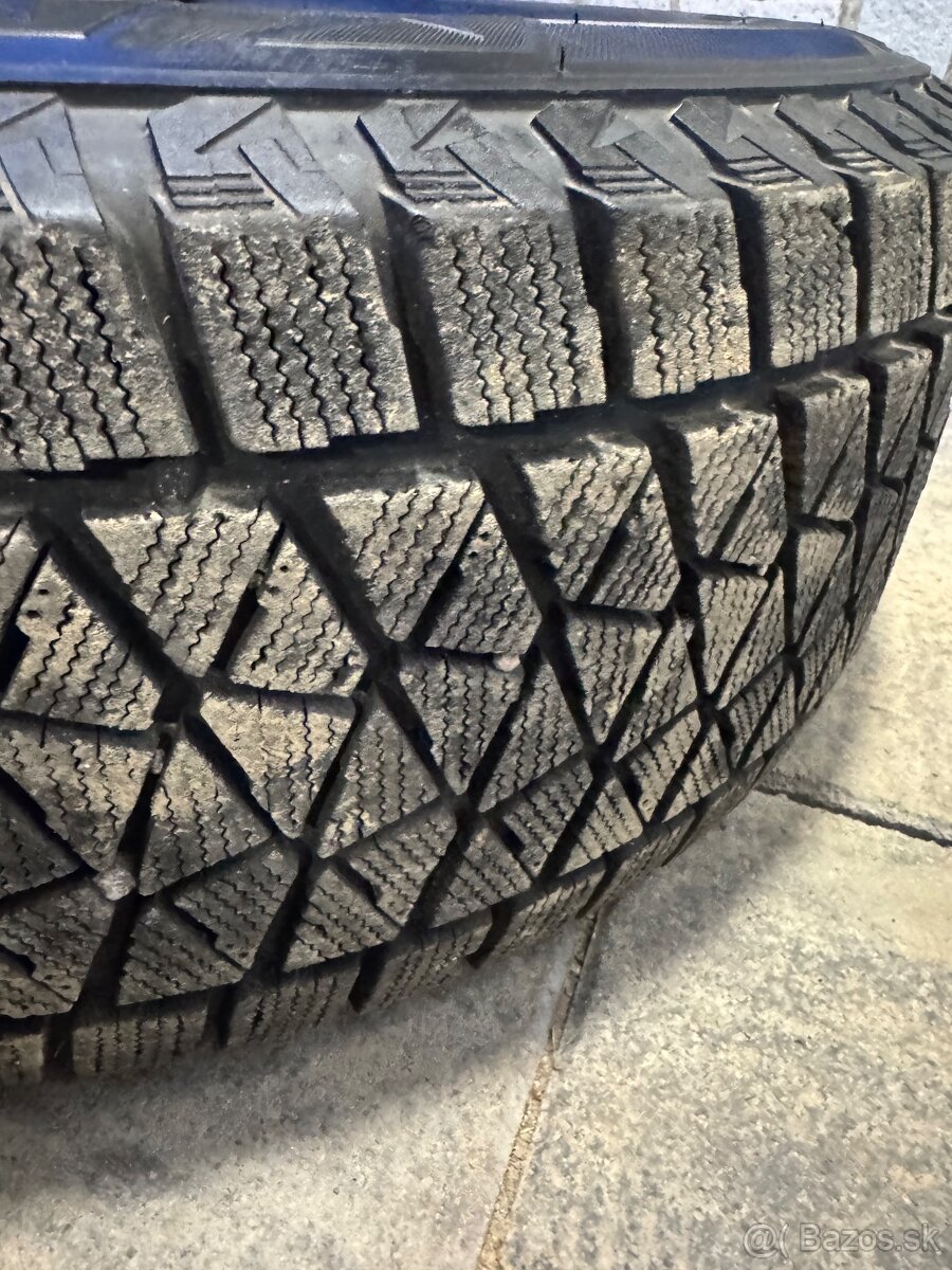 Kolesa BRIDGESTONE BLIZZAK DM-V2 112R 6x139,7 - 6