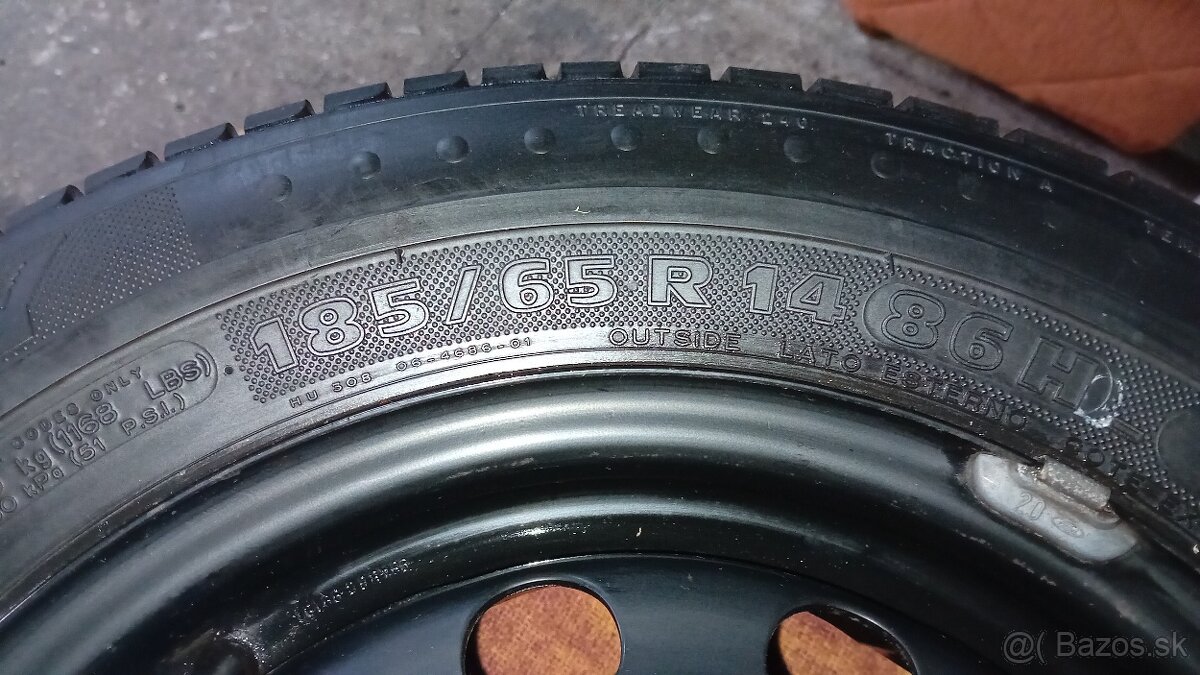 Predám pneu 185/65 R14 s diskom 4×108 - 6