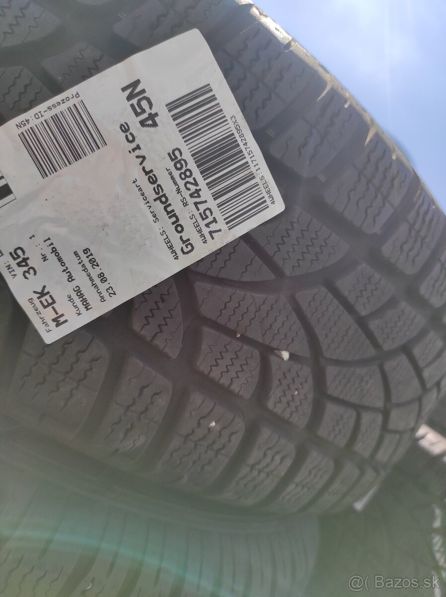 Zimna sada Audi Q3 215/65 R16 - 6