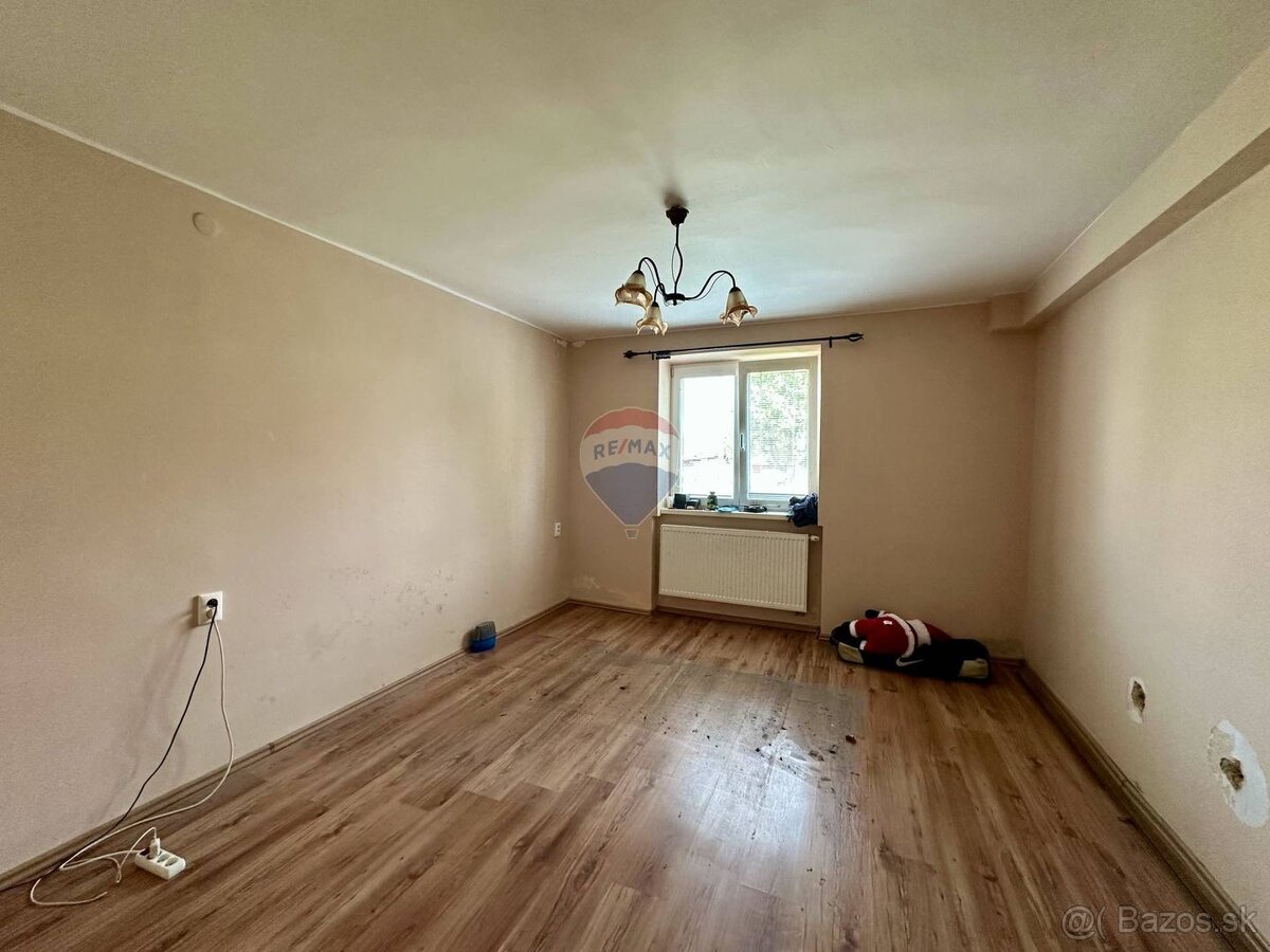 Byt s pozemkom na prístavbu v Bolkoviach - 6