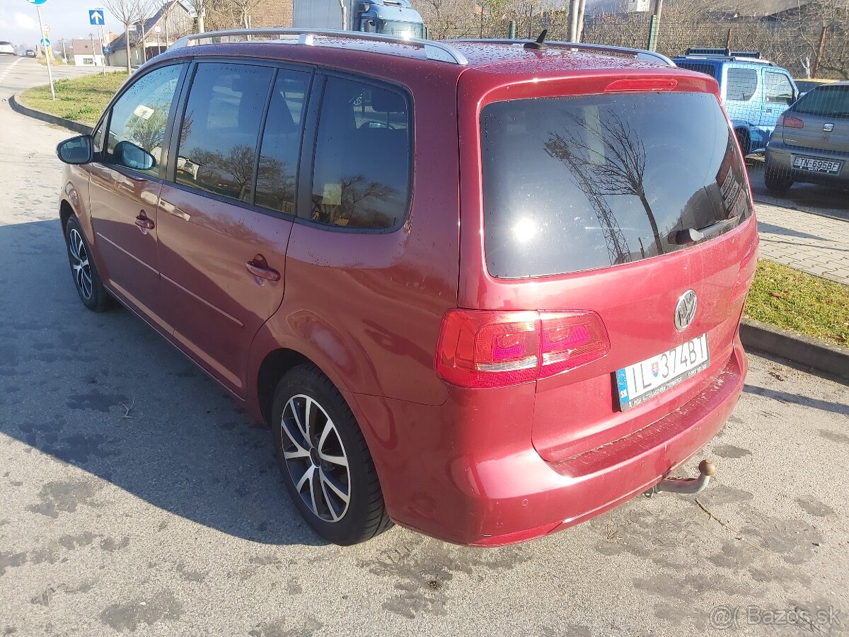 Volkswagen Touran 2.0 TDI Highline - 6