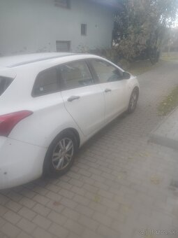 Hyundai i30 kombi - 6